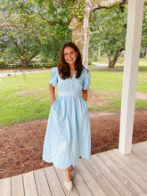 Load image into Gallery viewer, Scalloped Trim Maxi Dress