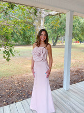 Load image into Gallery viewer, Statement Flower Gown