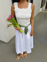 Load image into Gallery viewer, Floral Appliqué Knit Tank- White