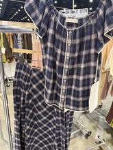 Load image into Gallery viewer, Plaid Eyelet Top- Navy