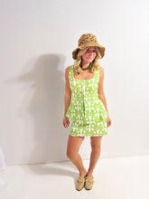 Load image into Gallery viewer, Green &amp; White Printed Set