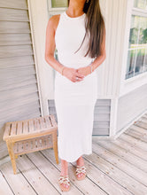 Load image into Gallery viewer, White Maxi Dress